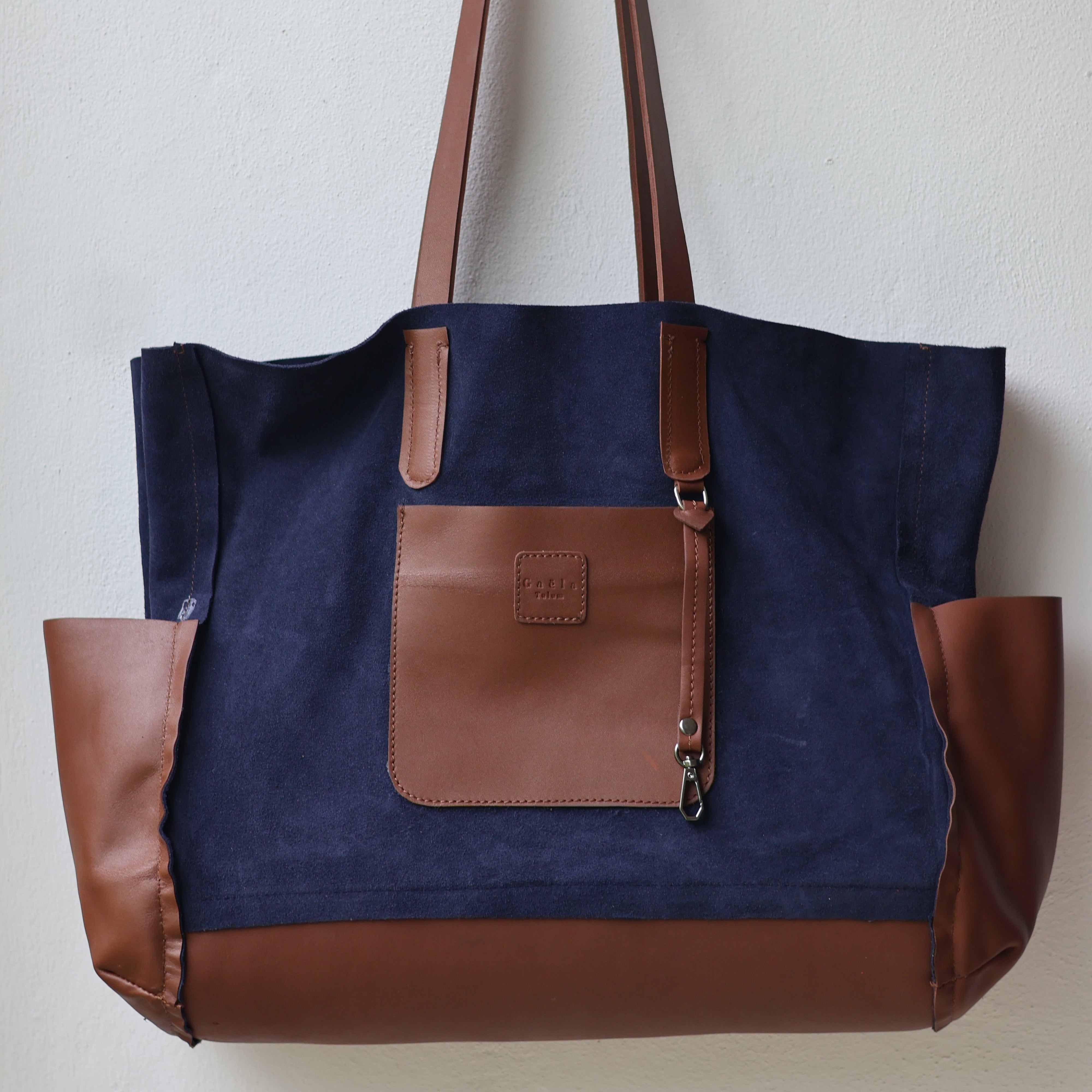 The Tote Bag (Suede) - Navy