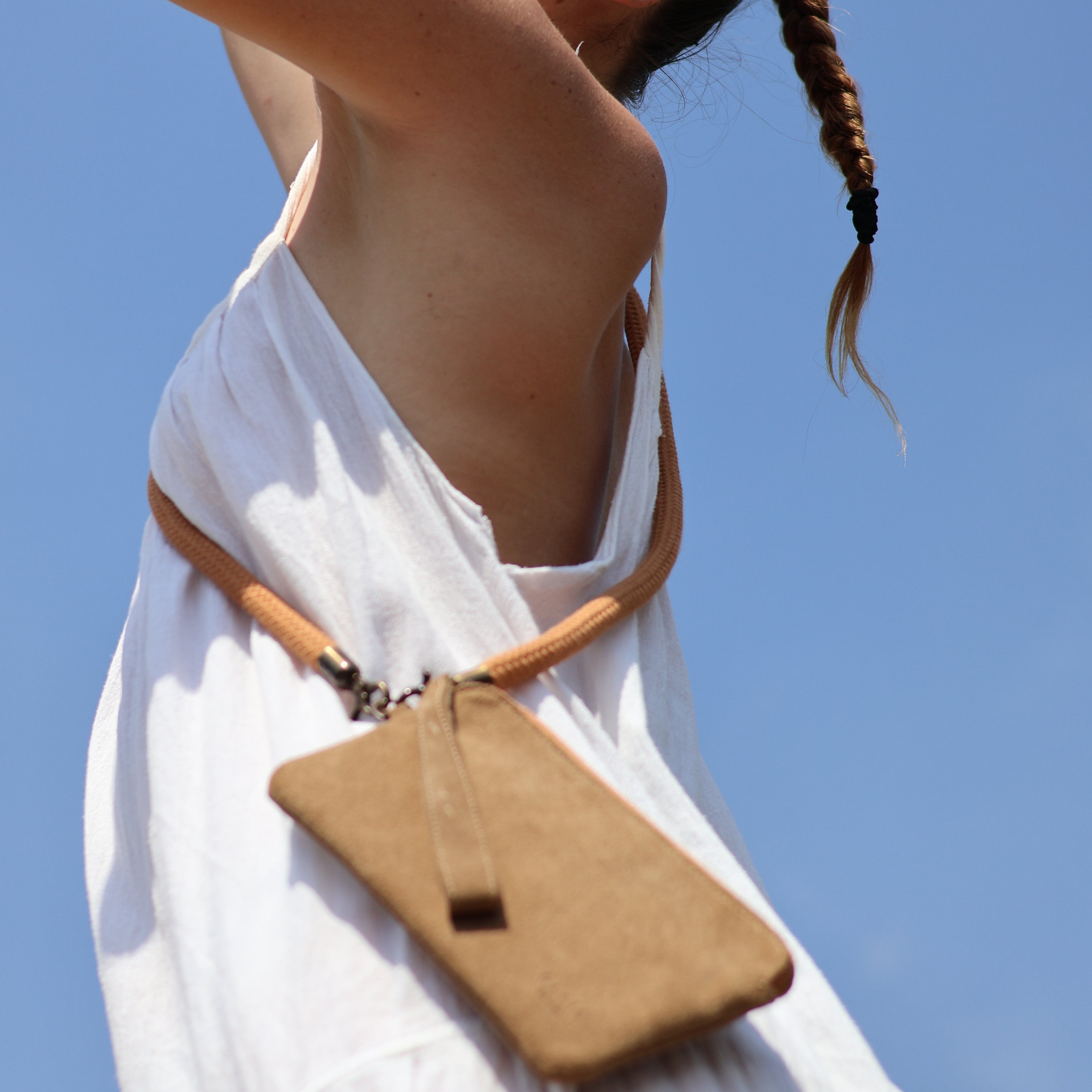 The Wallet (Suede) - Sand