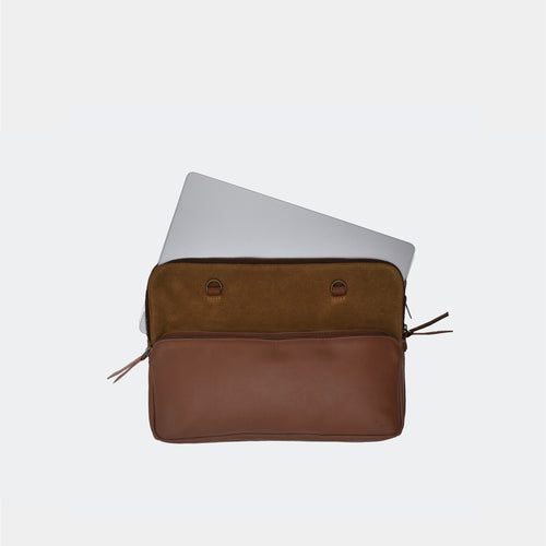 The Laptop Case - Tobacco