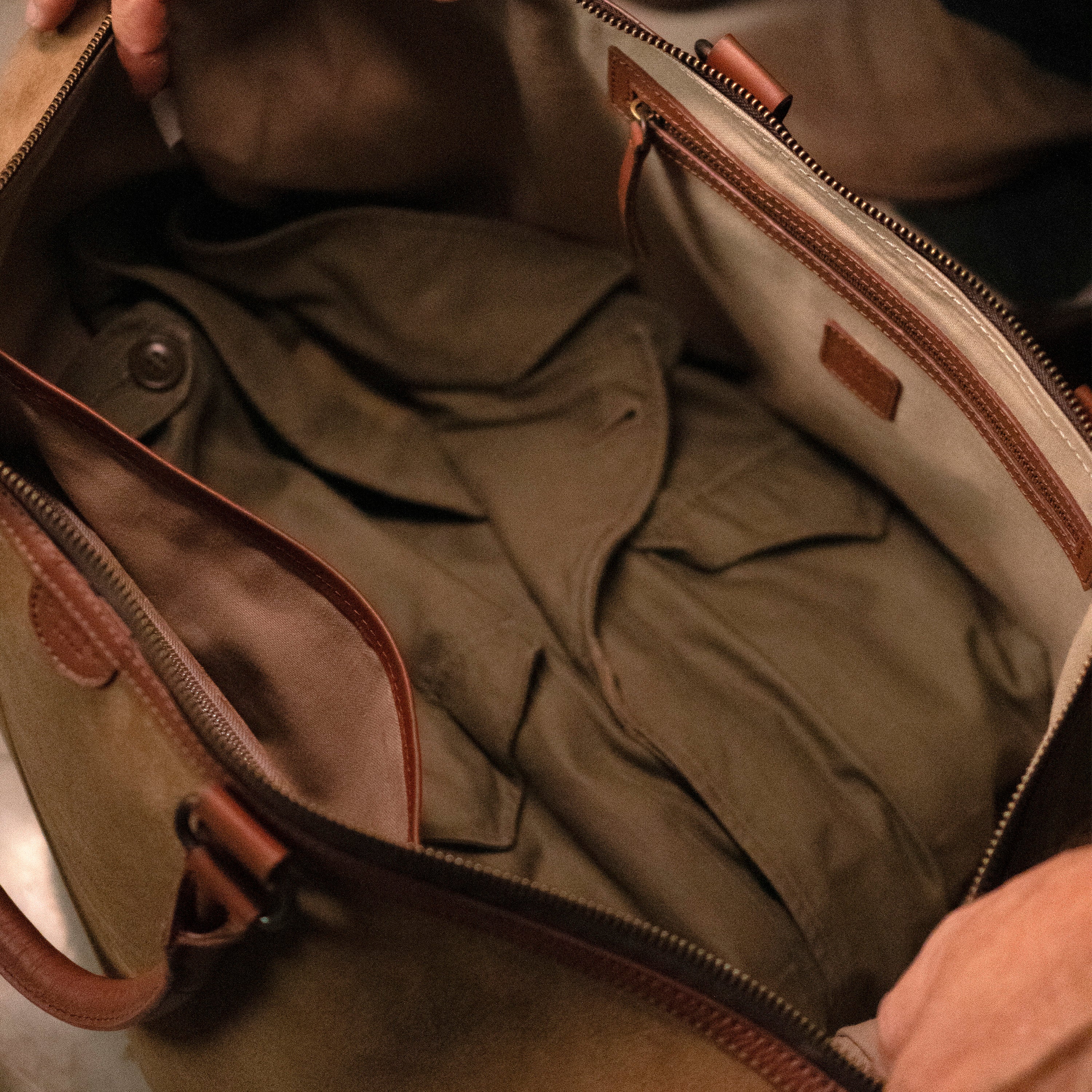 The Valise (Suede) - Sand