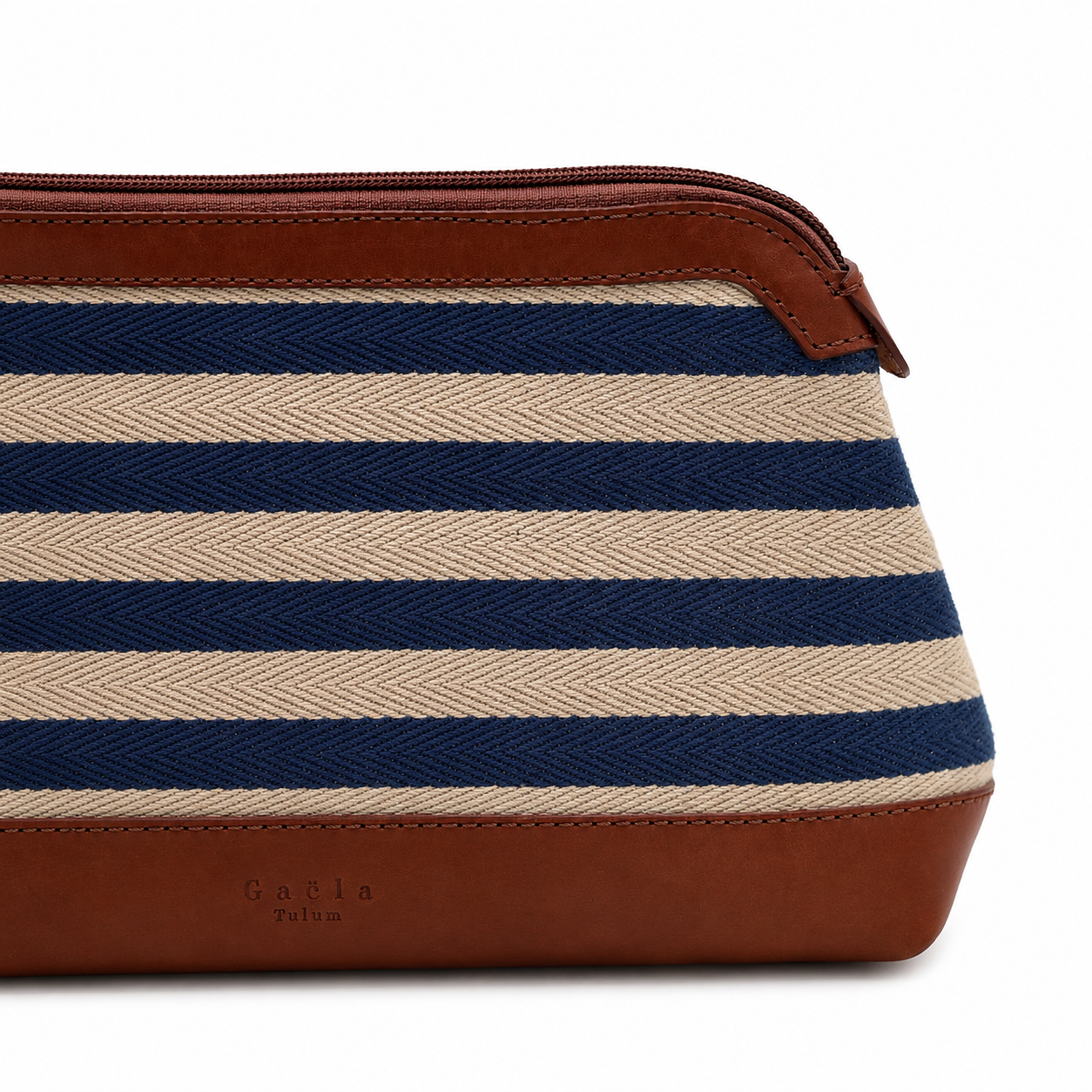 The Essentials Case (Leather) - St Margherita
