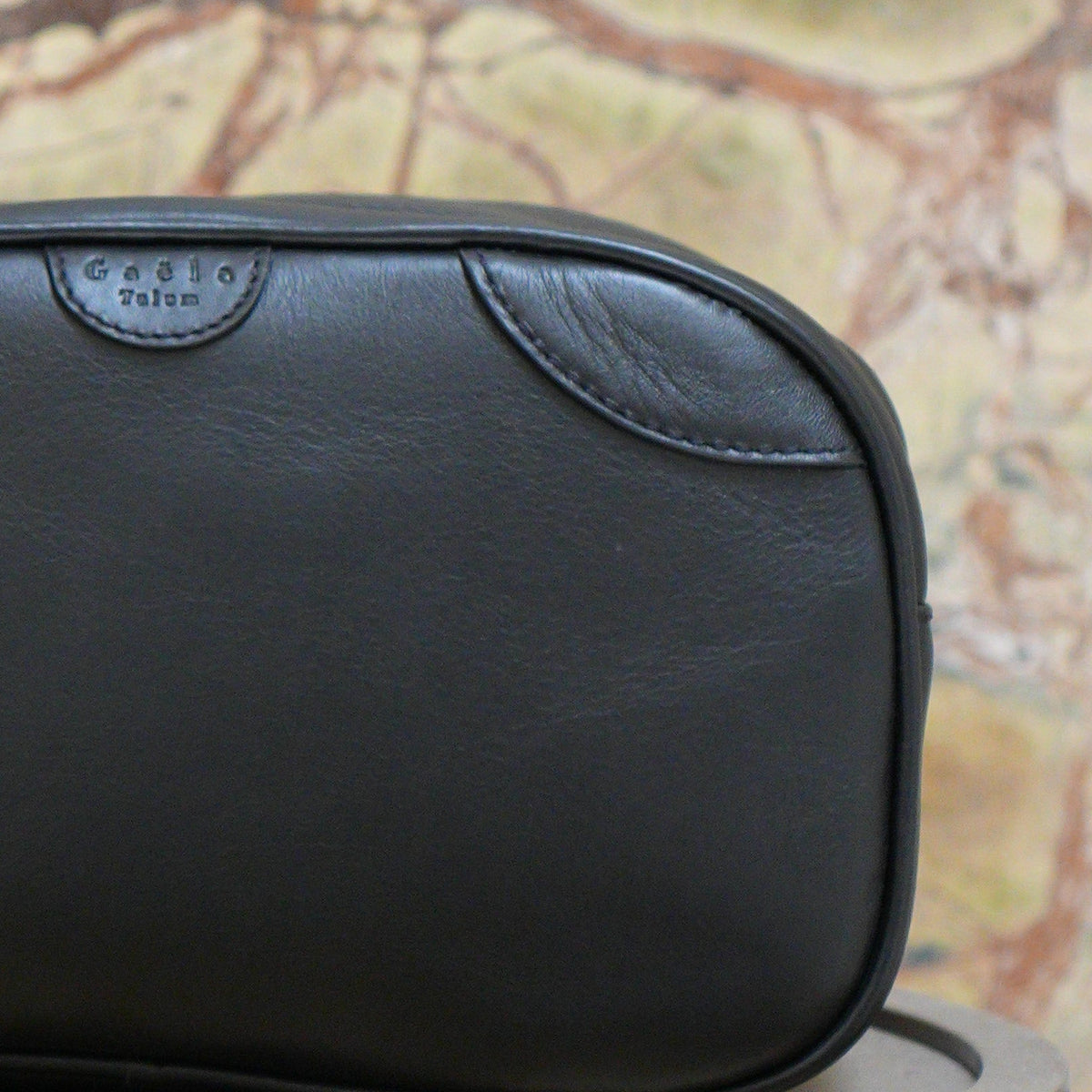 The Panama Case (Leather) - Black