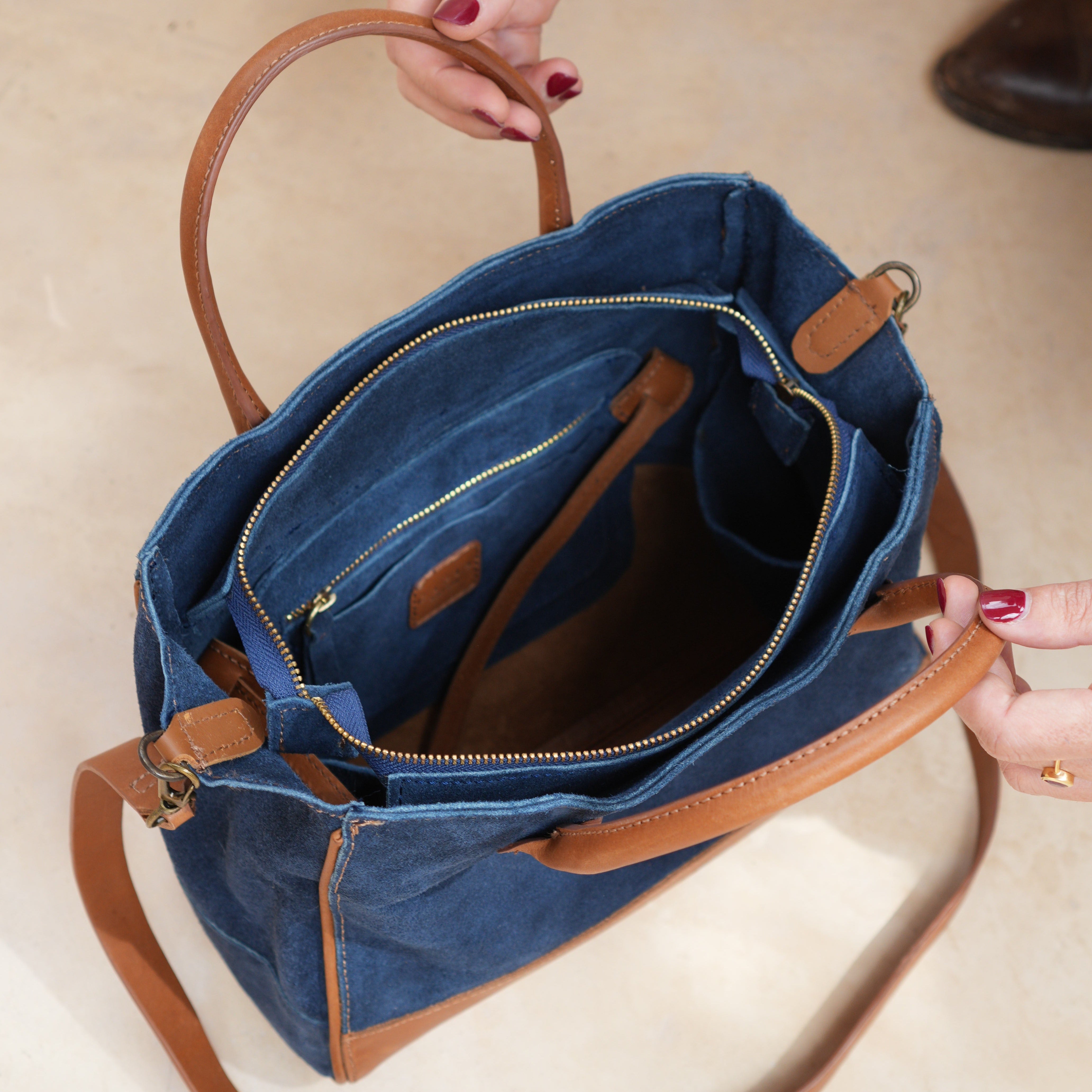 The Handbag (Suede) - Marino