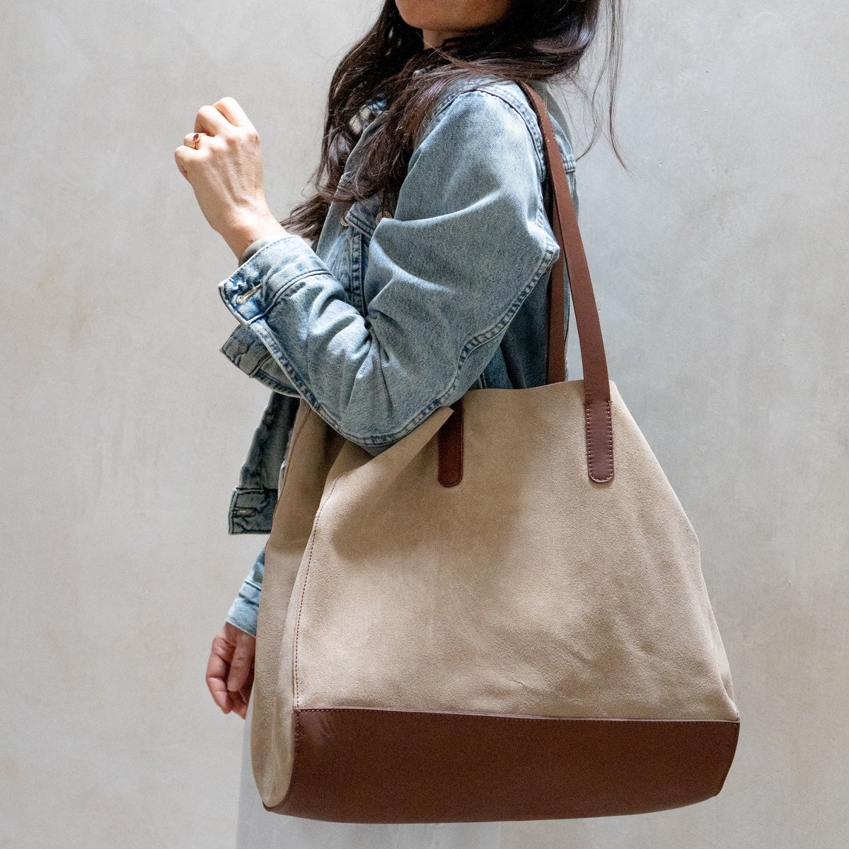 The Tote Bag (Leather) - Sand