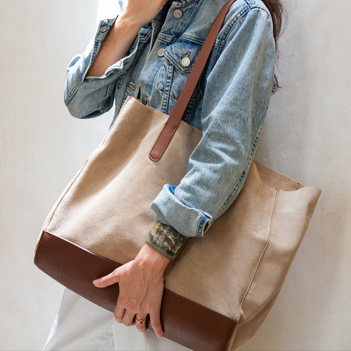 The Tote Bag (Leather) - Sand