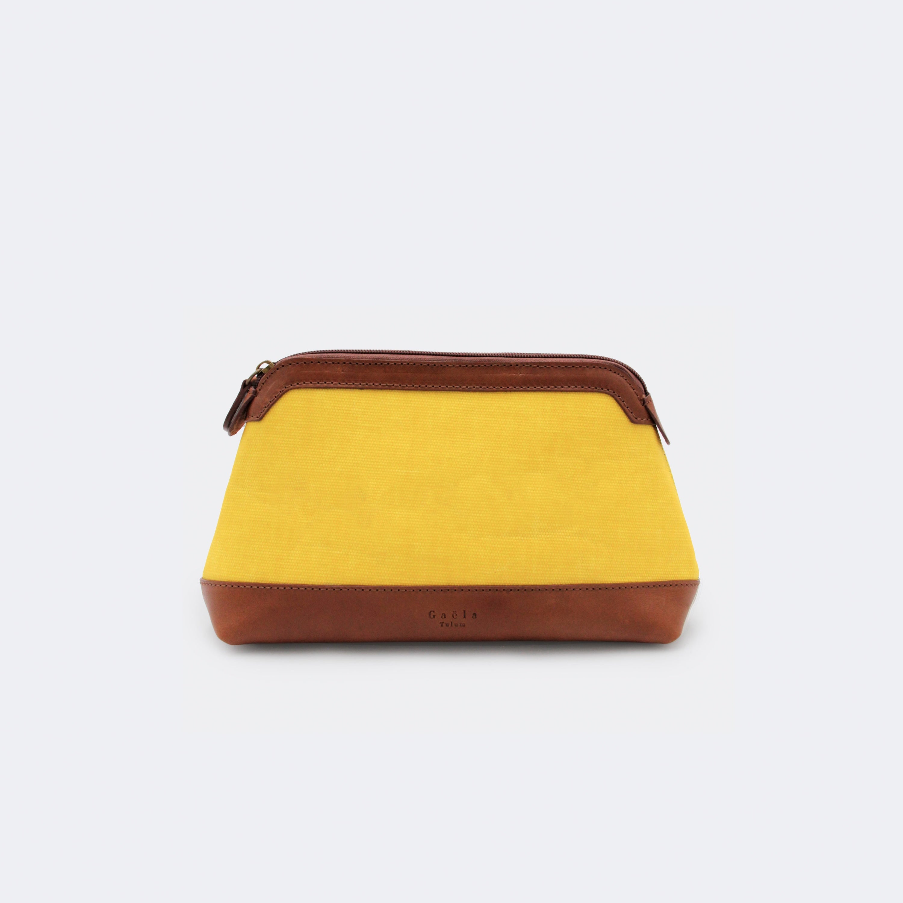 The Essentials Case (Leather) - Capri