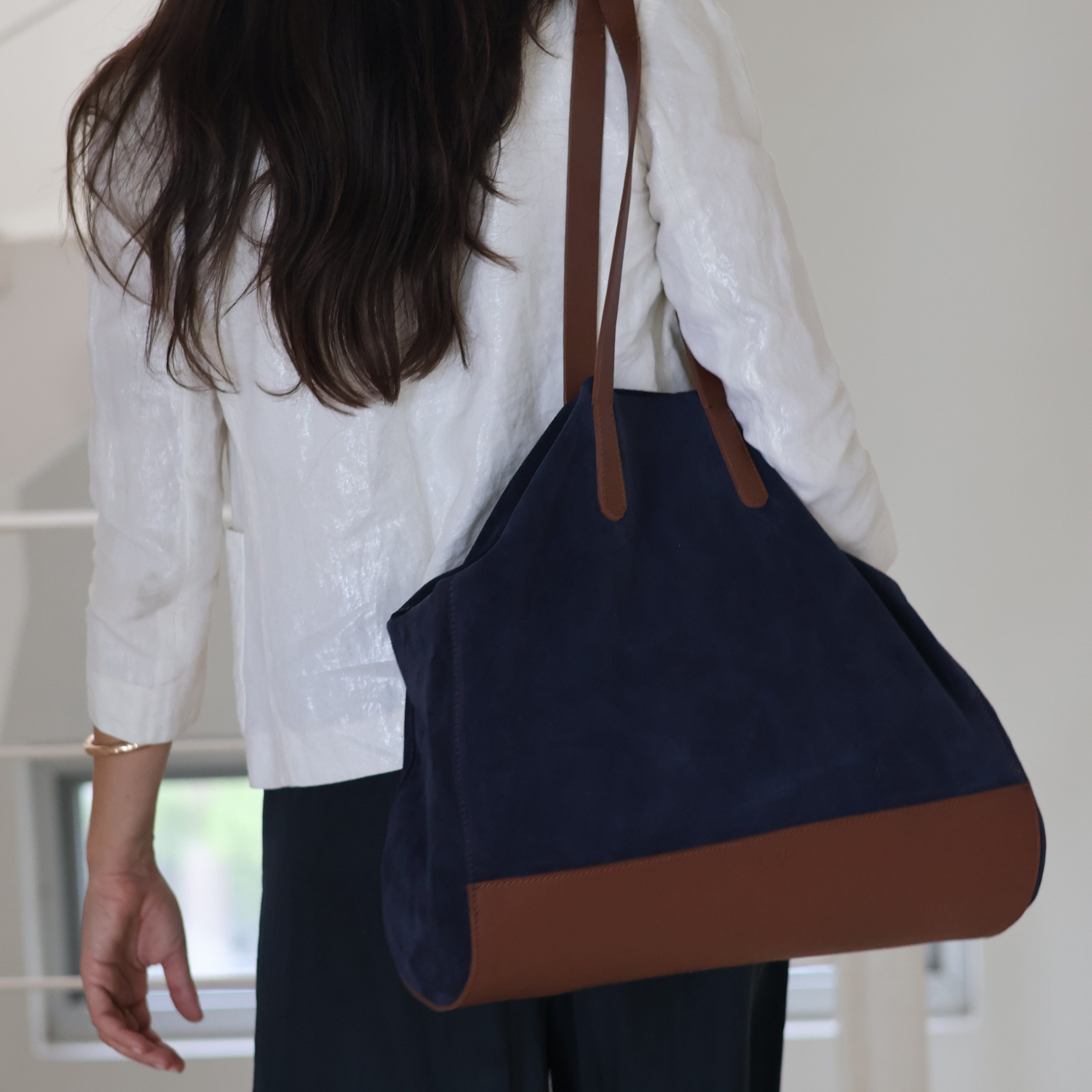 The Tote Bag (Leather) - Marino