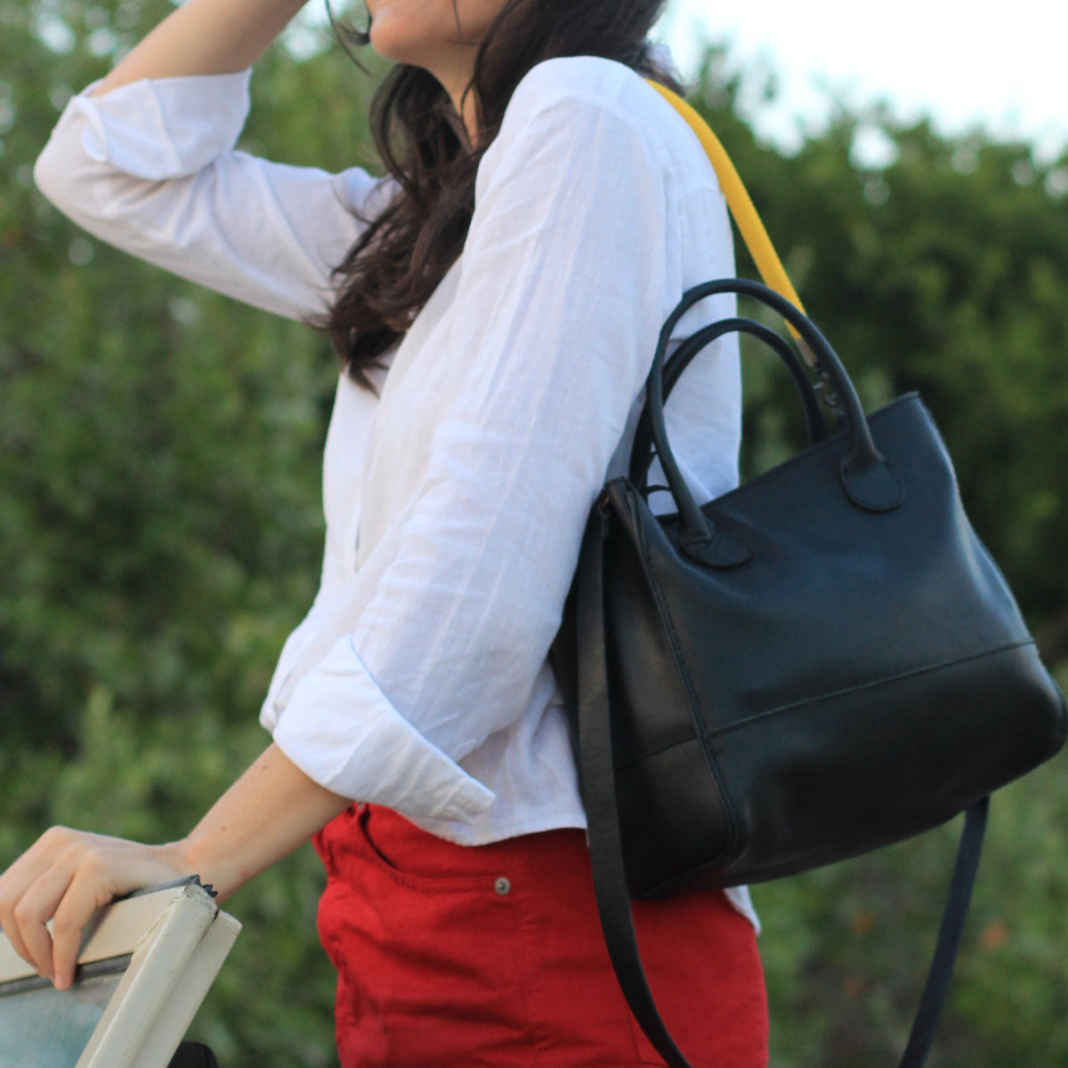 The Handbag (Leather) - Black