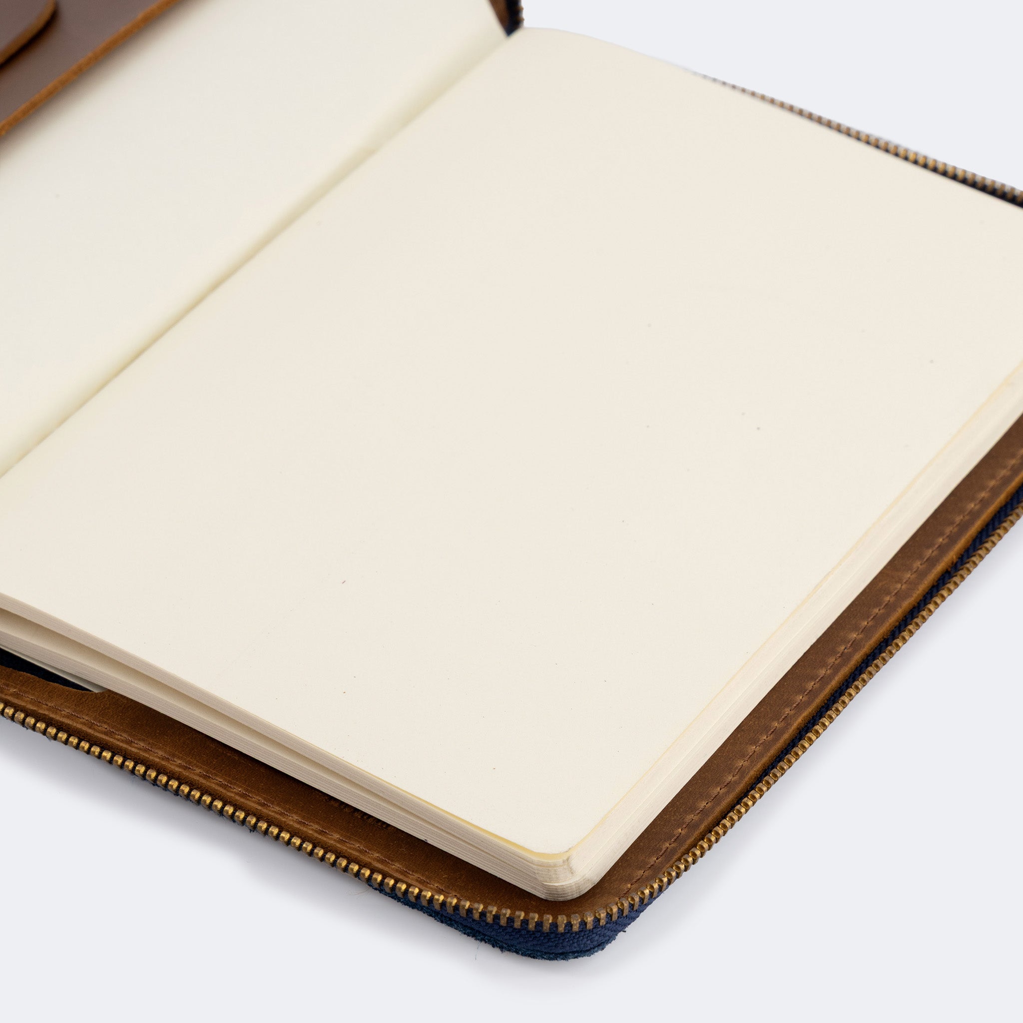The Notebook (Suede) - Marino
