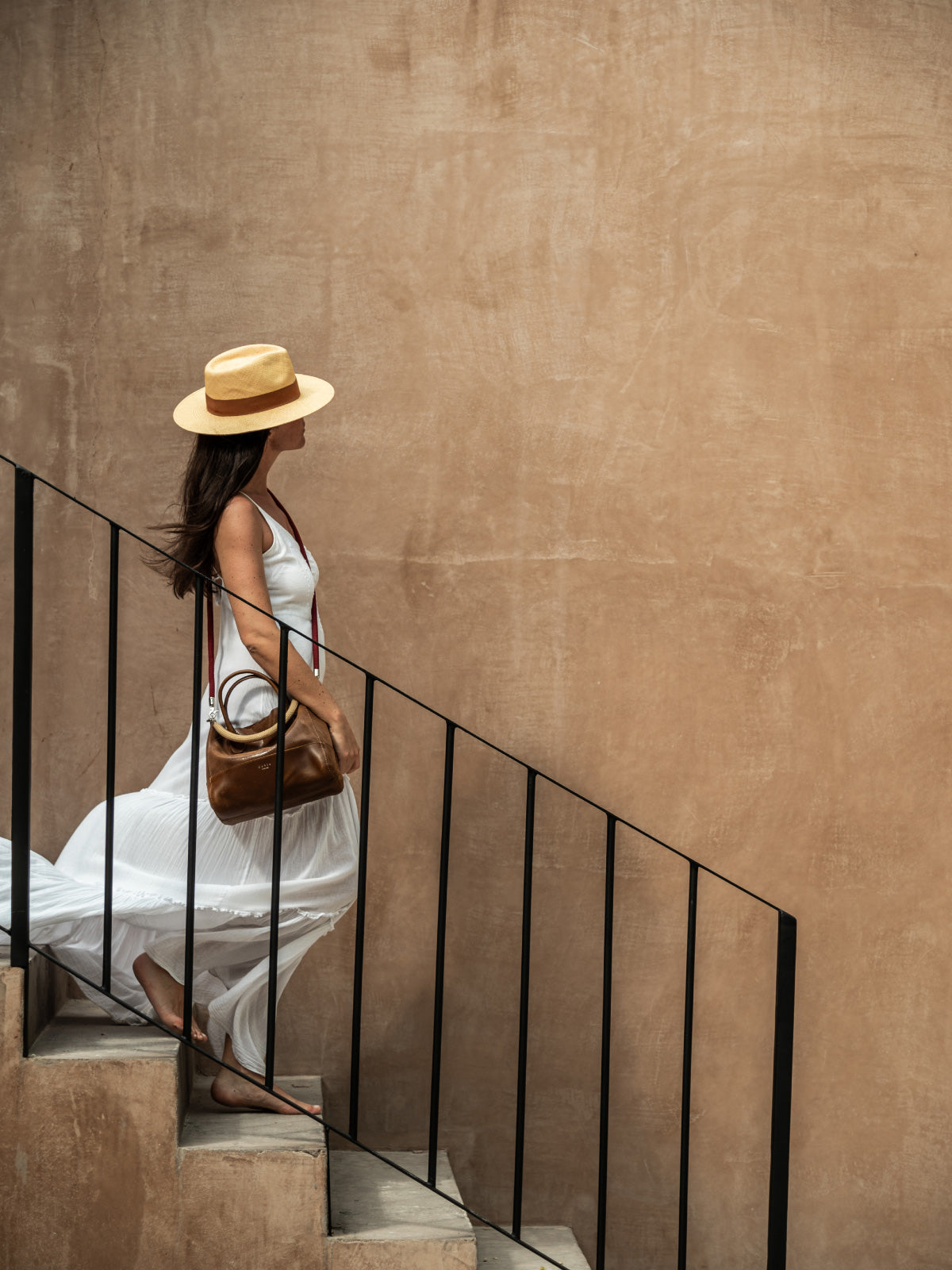 Handcrafted sustainable leather bag – Gaëla luxury travel accessory