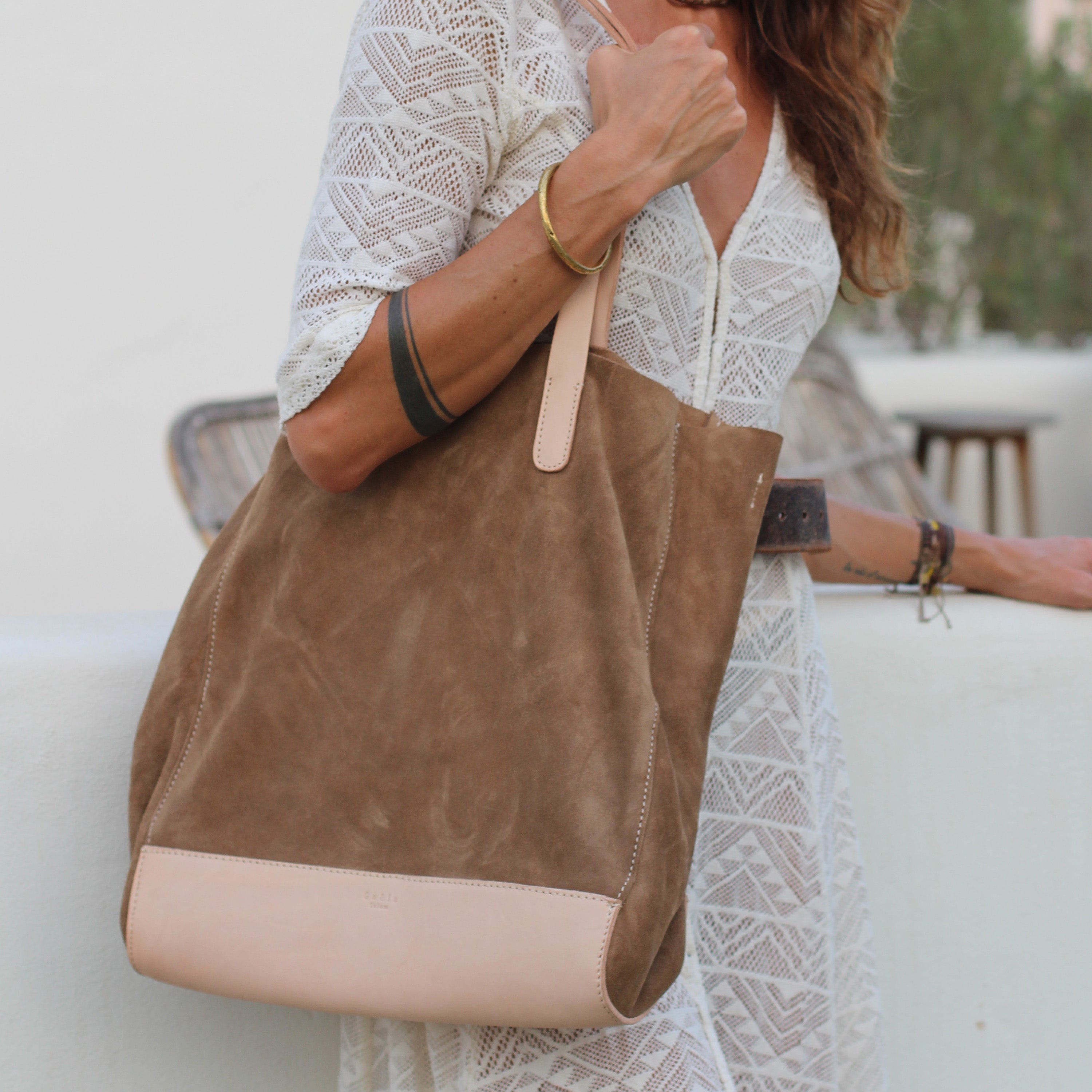 The Tote Bag (Cowhide) - Sand