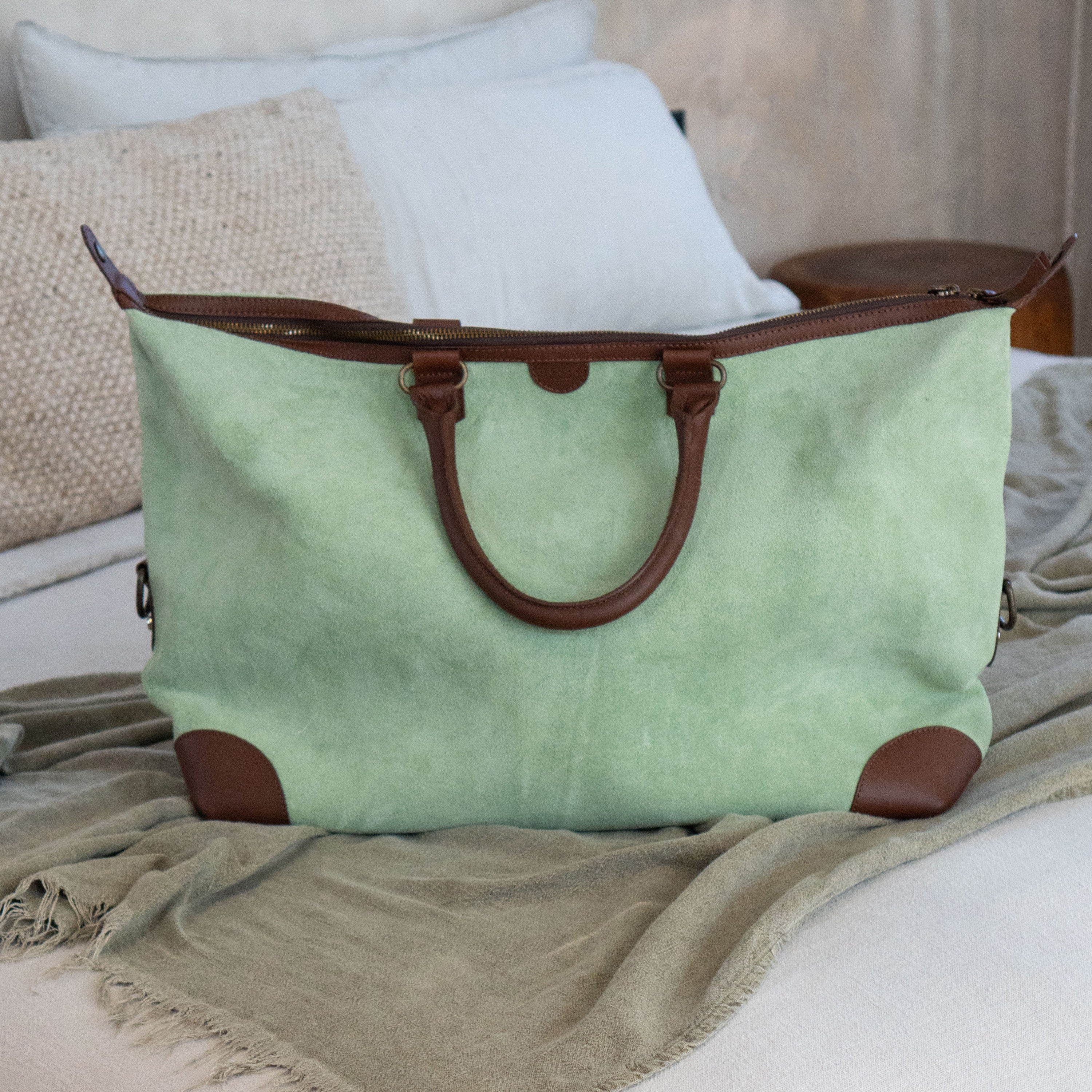 The Valise (Suede) - Mint